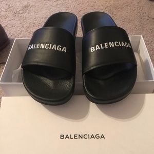 mens balenciaga slides